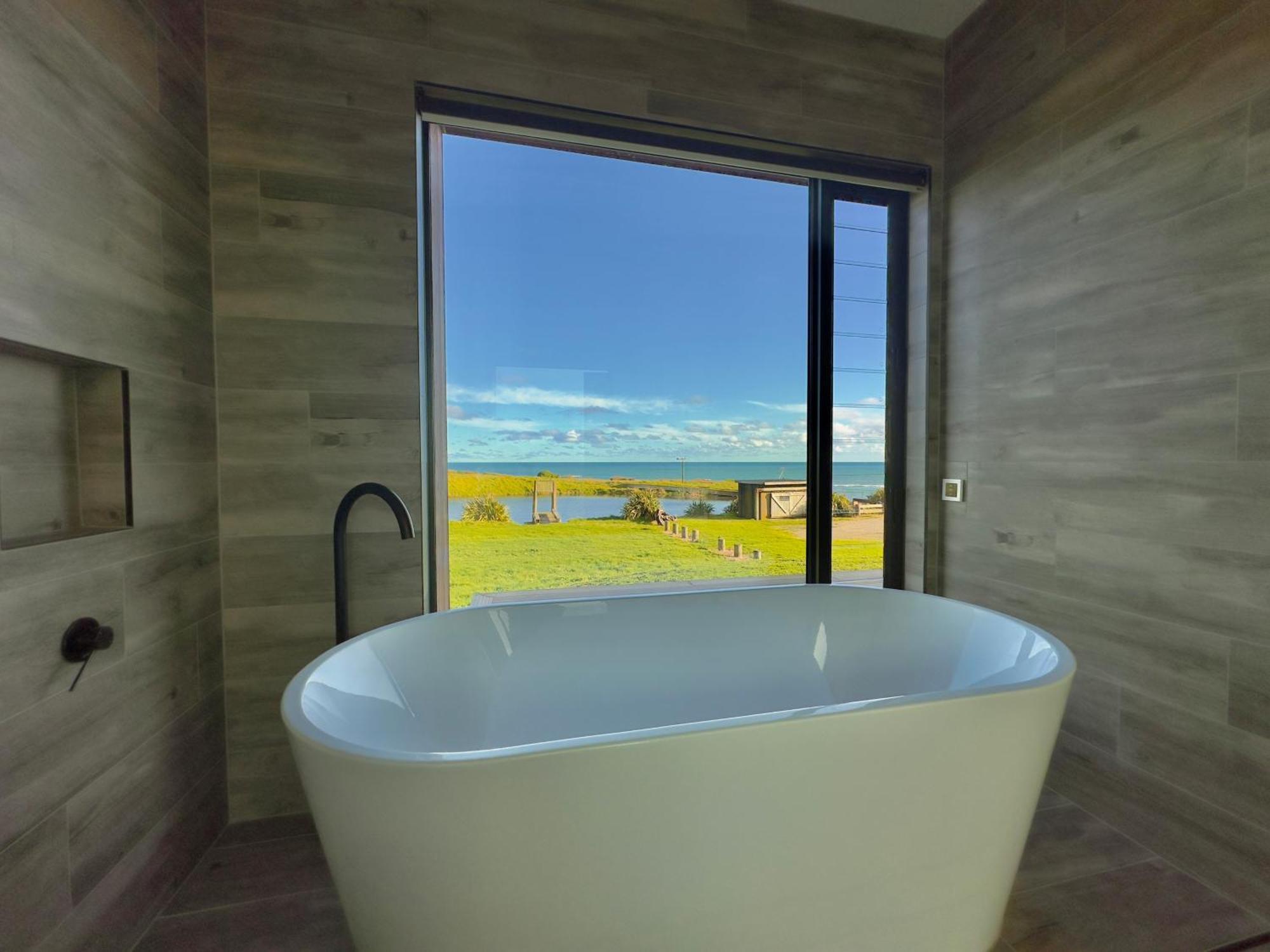 Luxury Absolute Ocean View Lodge Waverley Town District Екстериор снимка