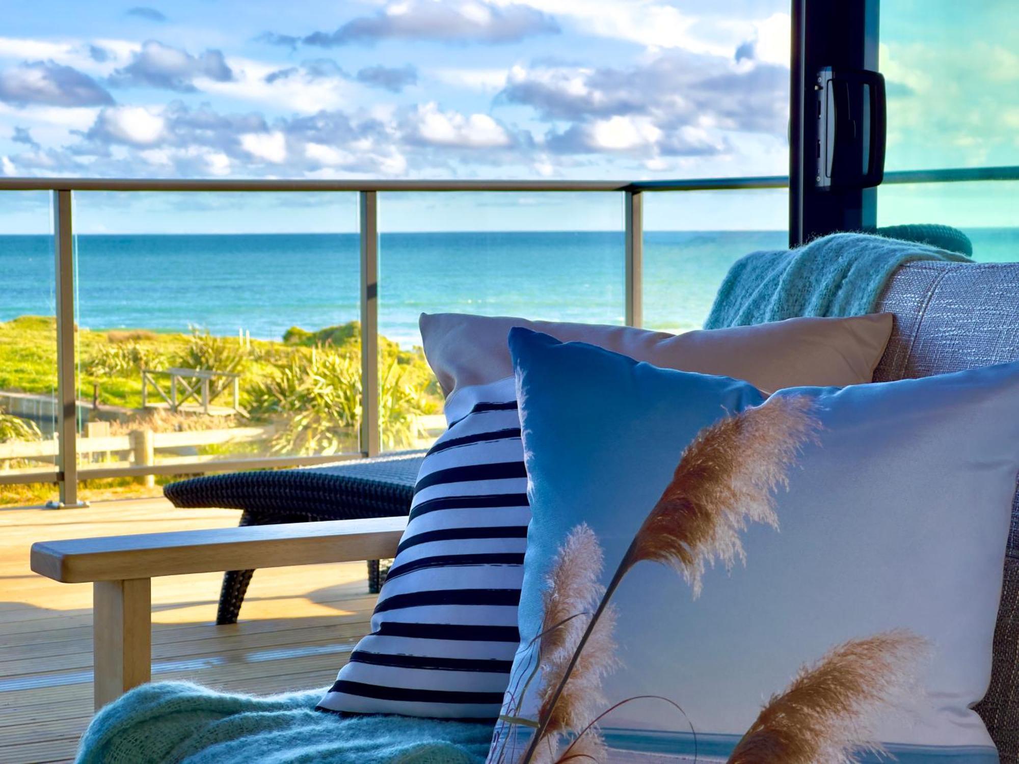 Luxury Absolute Ocean View Lodge Waverley Town District Екстериор снимка